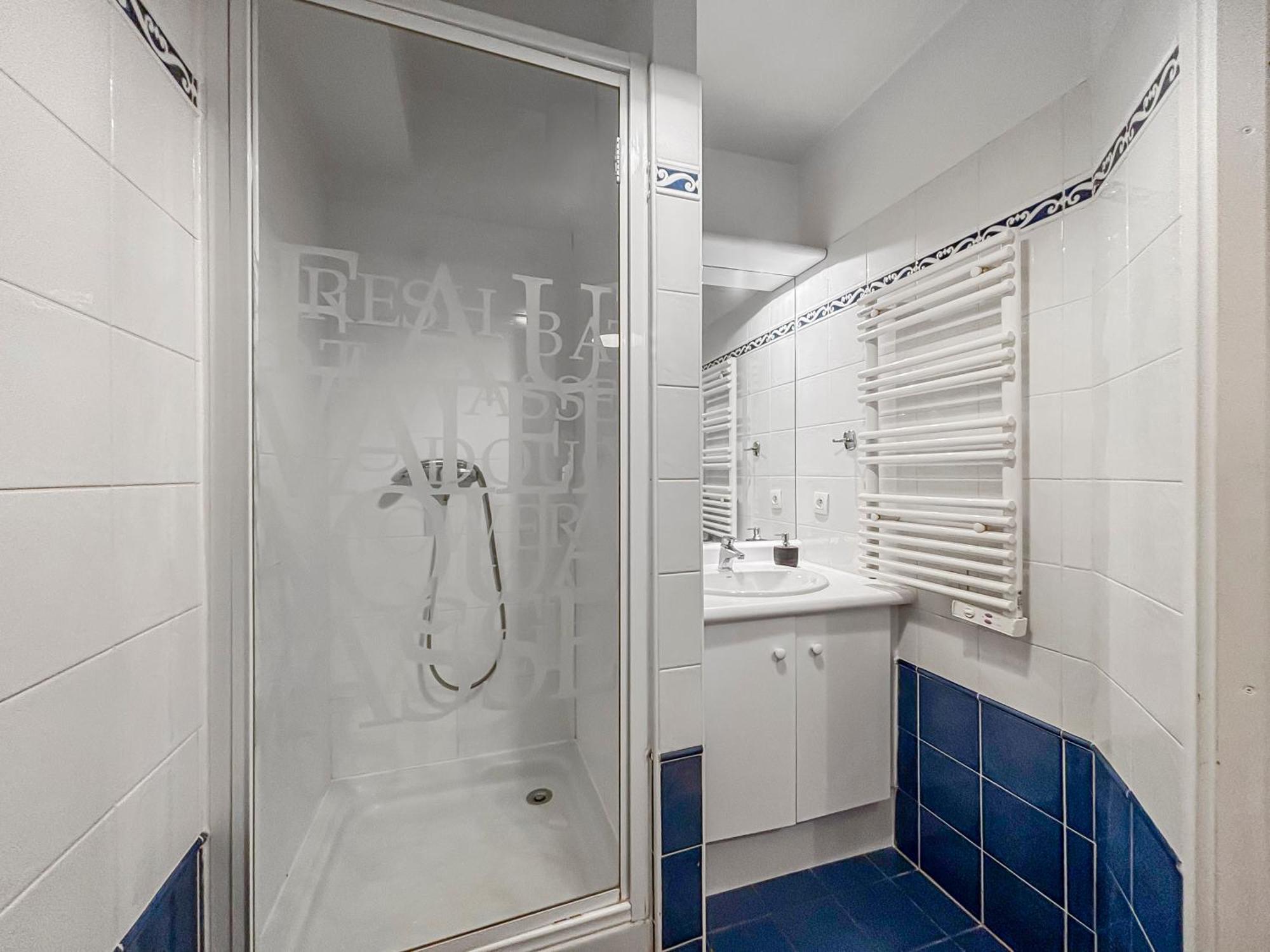 Studio Cosy Avec Smart Tv & Wi-Fi Le Plessis-Robinson Exteriör bild